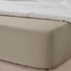 00349463 Простынь на резинке "NATTJASMIN" 180х200 (Тёмно-бежевый)